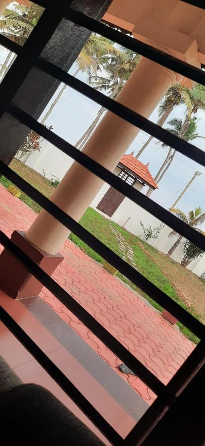 Poovar Sea View Rooms And Boating Family & Couple Only Exterior foto